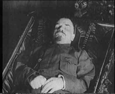 lenin_corpse