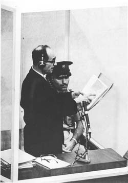 eichmann_testifying