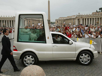 popemobile-sm